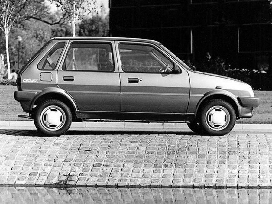  Austin Metro 5-Door 1985 года  (WW) (фото 2 из 2)